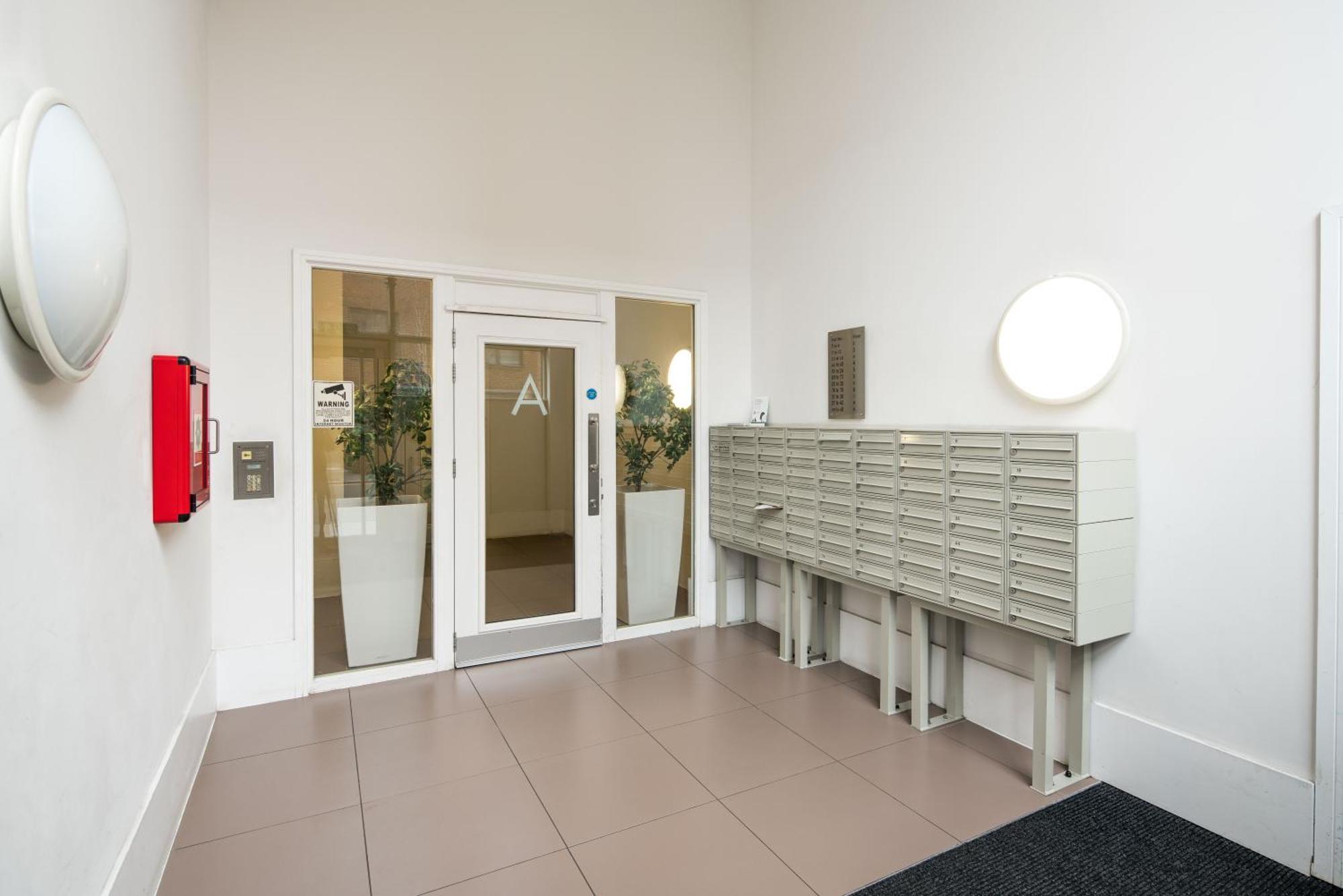 Canning Town -2 Bed Luxury Apartment Londres Exterior foto
